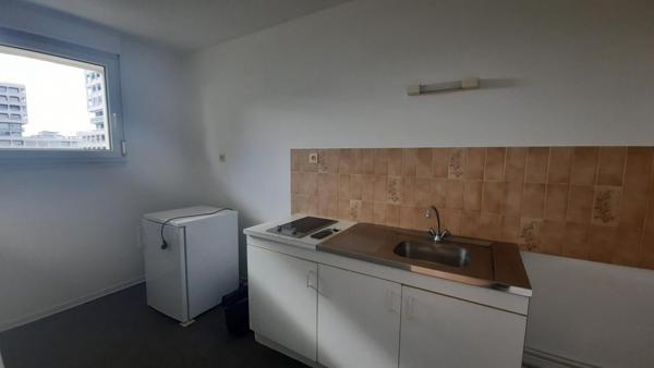 Appartement T1 à louer - 31 m² (réf : 528680)