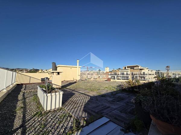 Vespins / Cros:  grand 3 pièce avec grande terrasse proche mer