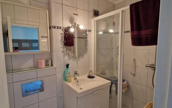Appartement à vendre    2 pièces • 41,03 m2 Créteil