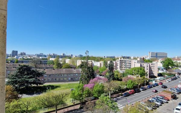 Appartement à vendre    2 pièces • 41,03 m2 Créteil