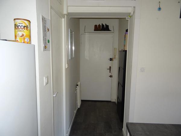 A LIMOGES SECTEUR OUEST VALADON BEL APPARTEMENT F3 D'ENVIRON 52 M² SANS TRAVAUX AU REZ DE CHAUSSEE AVEC DEUX CHAMBRE
