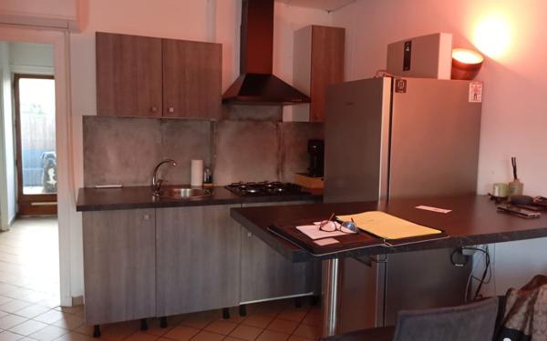 Immeuble à vendre    8 pièces •  La Crau