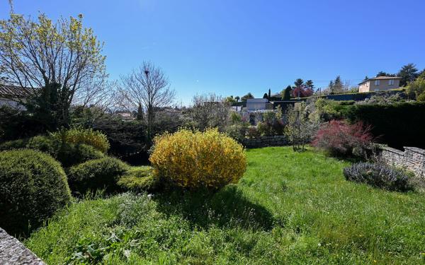 Exclusivité - Maison en pierre, 3 chambres, Saint Fortunat - Calme - Fort potentiel d'agrandissement