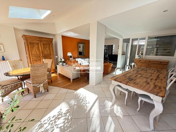 Maison 9 pièces – 180 m² environ à Saint-Nazaire (ref : 35917SN)