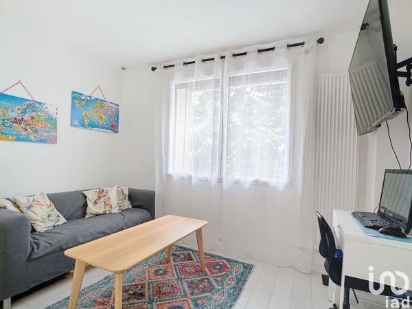 Maison 6 pièces de 140 m² à Genas (69740)