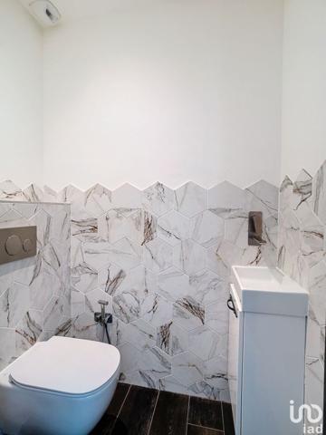 Maison 6 pièces de 140 m² à Genas (69740)