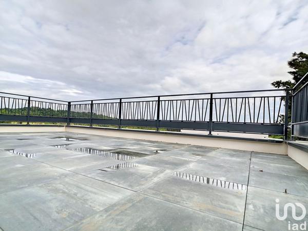 Maison 6 pièces de 140 m² à Genas (69740)