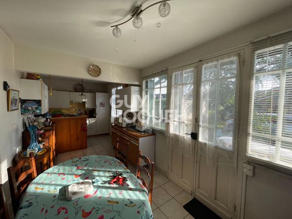 Petite maison 2 chambres dans le bourg de Mimizan