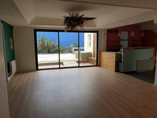 A LOUER Local commercial Aytre 128 m2