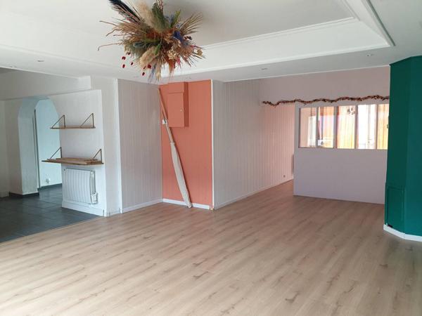 A LOUER Local commercial Aytre 128 m2