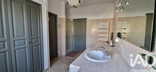 Maison à vendre 6 pièces 228 m² Izon