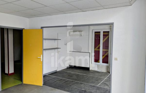 Local Commercial de 77 m²