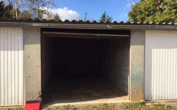 Stationnement à louer    14 m2 Saint-Jean-le-Blanc