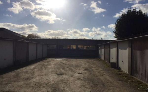 Stationnement à louer    14 m2 Saint-Jean-le-Blanc