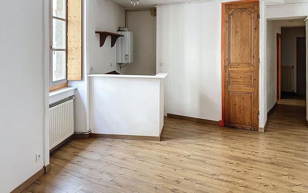 Appartement à vendre    3 pièces • 57 m2 Lyon 1