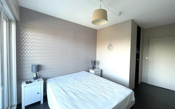 Appartement à louer    2 pièces •  Caluire-et-Cuire