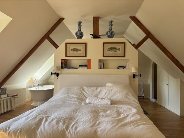 Maison bourgeoise la Genette avec grand jardin et garage