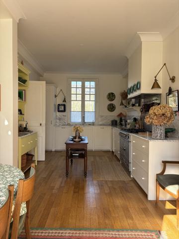 Maison bourgeoise la Genette avec grand jardin et garage