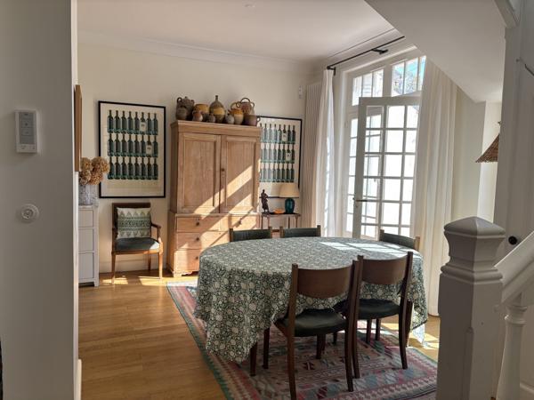 Maison bourgeoise la Genette avec grand jardin et garage