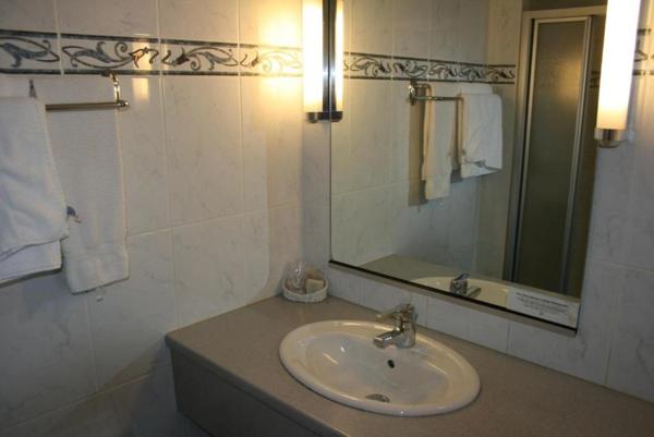 À VENDRE – HÔTEL-RESTAURANT Murs et Fonds de commerce 67210 OBERNAI