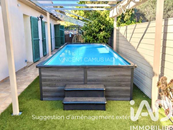 Maison à vendre 6 pièces 177 m² Sanary-sur-Mer