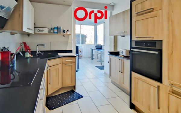 Maison à vendre    6 pièces • 212 m2 La Ferté-Bernard