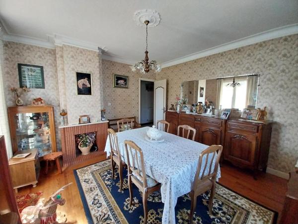Maison avec grand jardin, proche autoroute