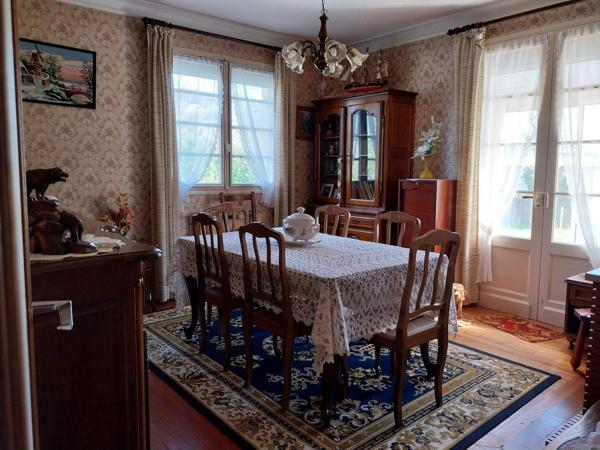 Maison avec grand jardin, proche autoroute
