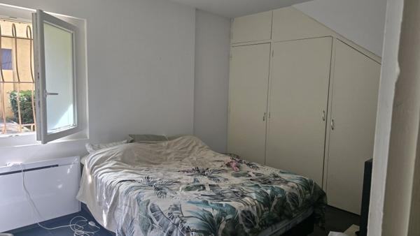 Appartement rénové à NIMES (30000)