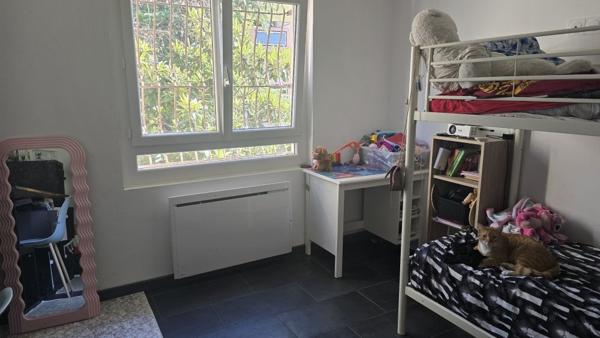 Appartement rénové à NIMES (30000)