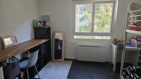 Appartement rénové à NIMES (30000)