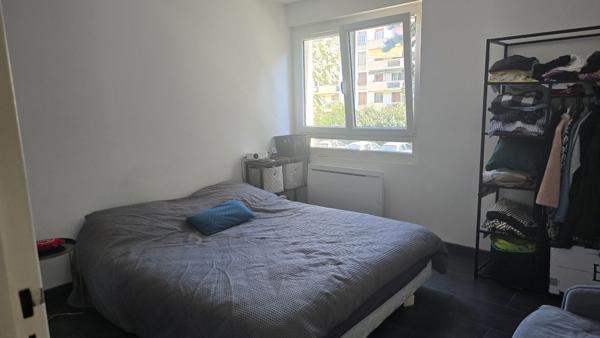 Appartement rénové à NIMES (30000)