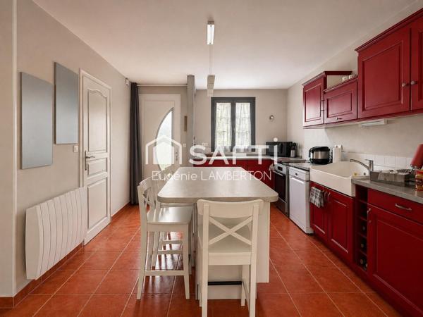 Maison 106 m² - 3 chambres + bureau - Jardin - Au calme - Proche commerces et écoles