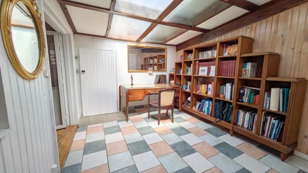 TRES BELLE MAISON ATYPIQUE !