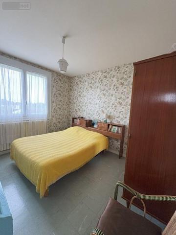 Maison à vendre à Saint-Gaultier dans l'Indre (36800), ref : 037/2627