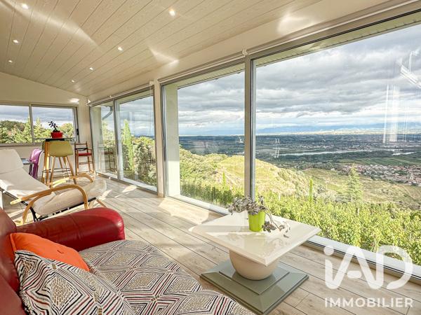 Maison à vendre 8 pièces 220 m² Cornas