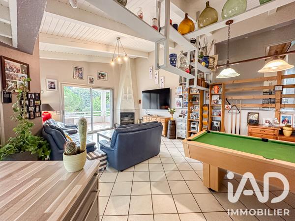 Maison à vendre 8 pièces 220 m² Cornas