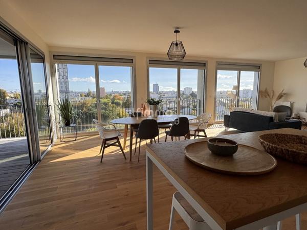 33200 Loft T4 de type New-Yorkais 125m2