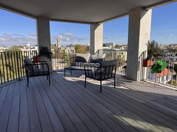 33200 Loft T4 de type New-Yorkais 125m2