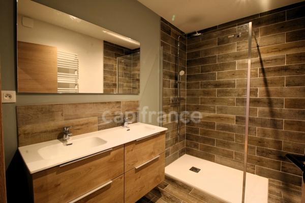 Dpt Saône et Loire (71), à vendre CHALON SUR SAONE appartement neuf de 140 M² 5 pièces