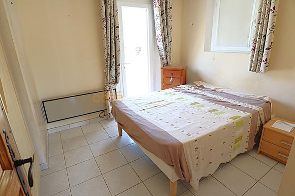 Vente
                Villa110 m² - 5 Pièces -
                    ROQUEBRUNE SUR ARGENS (83520)