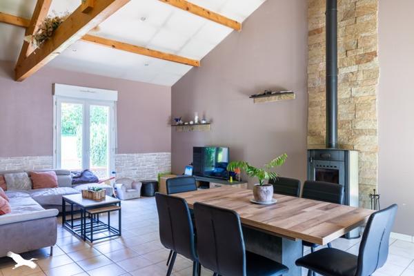 Maison à vendre 200 336 € Saint-Yrieix-la-Perche 4 p 94 m² DPE D