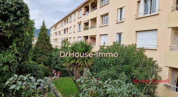 Appartement à vendre 4 pièces de 66 m²