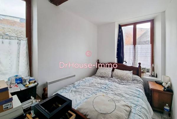 Immeuble à vendre 12 pièces de 235 m²