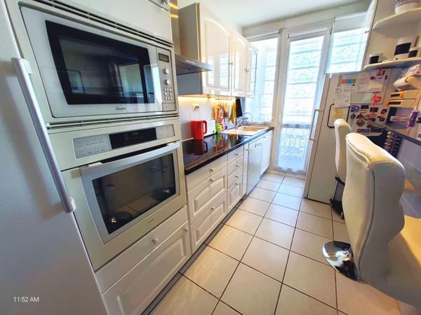 Superbe 3 pièces  dans résidence sécurisée, verdure et tennis