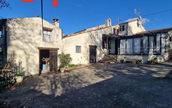 Maison à vendre    5 pièces •  Saint-Agnant