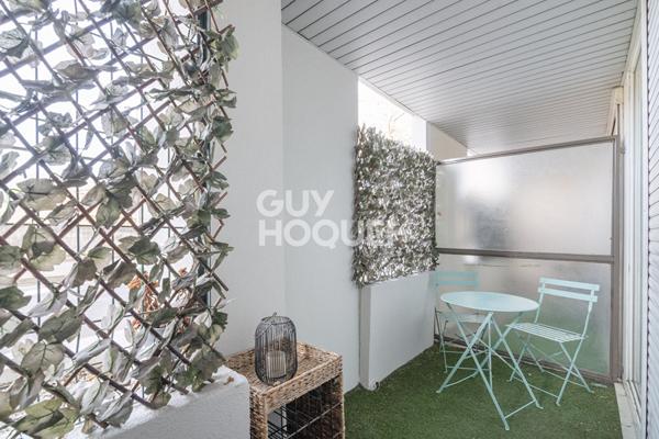 Studio meublé avec terrasse. Toulouse secteur Saint-Michel / Conseil régional