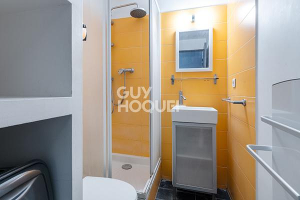 Studio meublé avec terrasse. Toulouse secteur Saint-Michel / Conseil régional