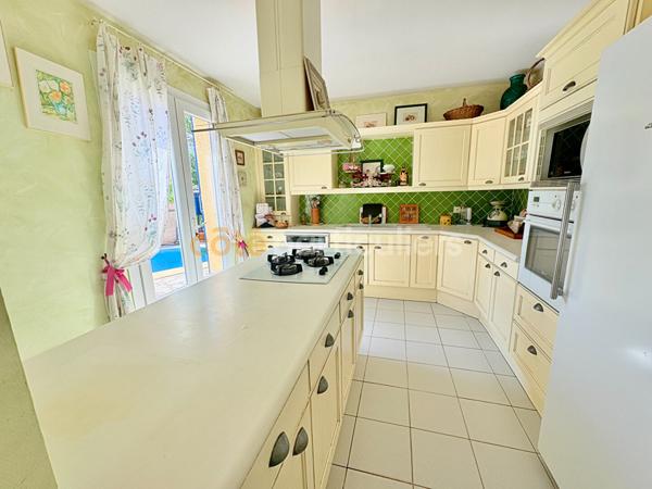 Vente Maison245 m² - 7 Pièces - cuxac d'aude (11590)