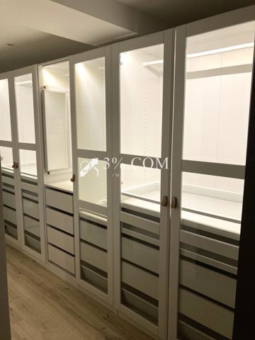 Loft 5 pièce(s) 3 chambre(s) 158 m²